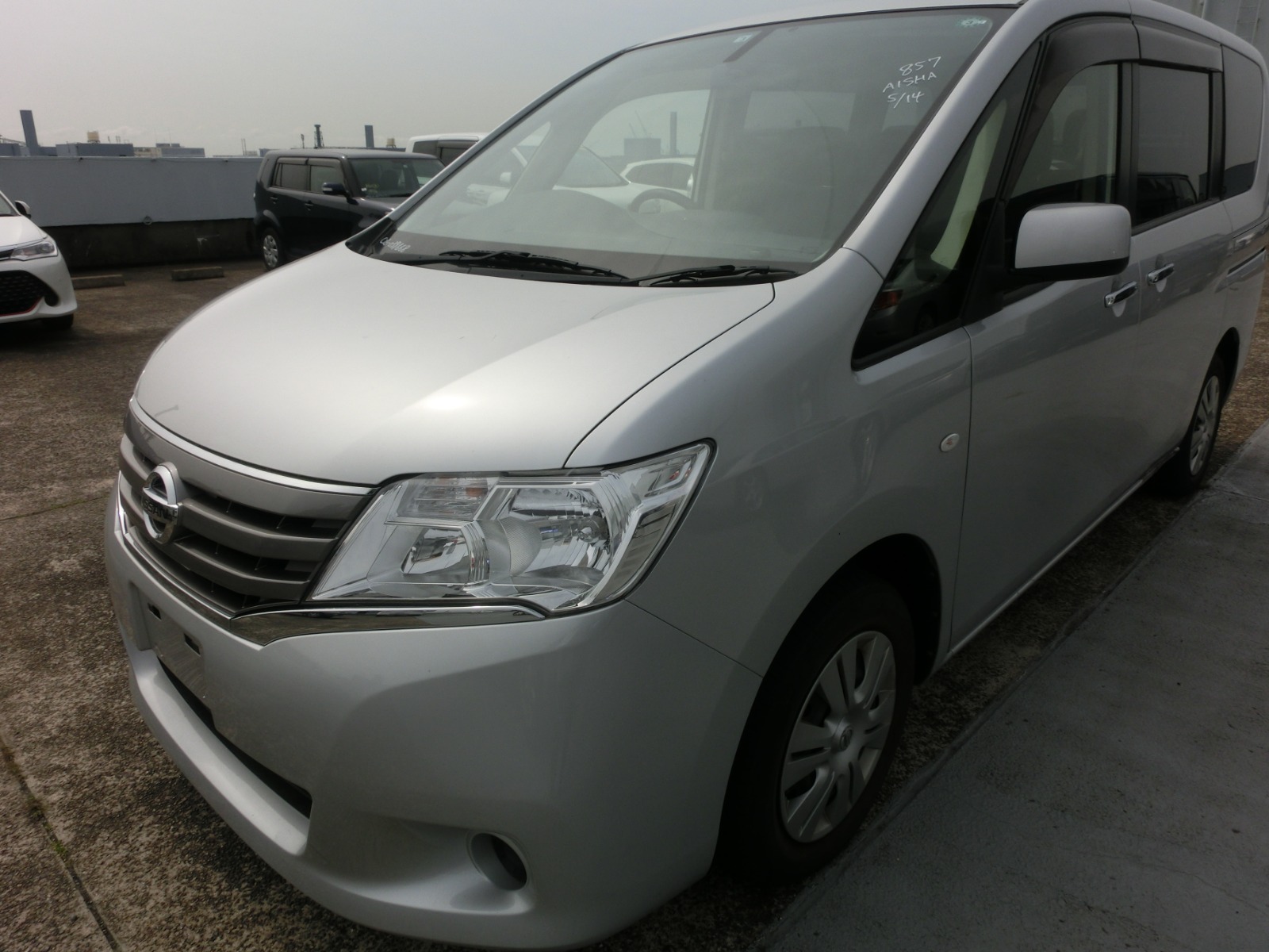 2012 Nissan Serena